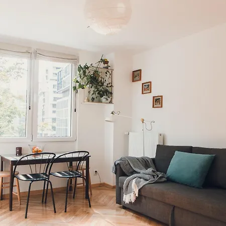 Book A Book Citycenter #self Check-in Varšava